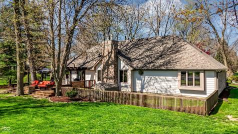 5571 N Red Oak Drive Greenfield IN 46140