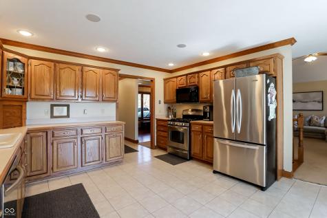 5571 N Red Oak Drive Greenfield IN 46140