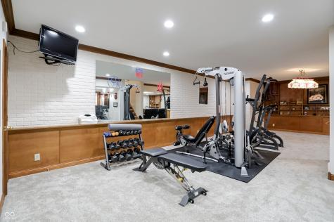 5571 N Red Oak Drive Greenfield IN 46140