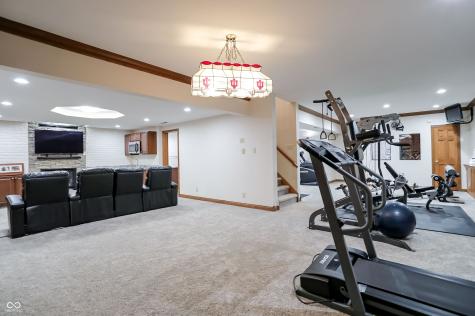 5571 N Red Oak Drive Greenfield IN 46140