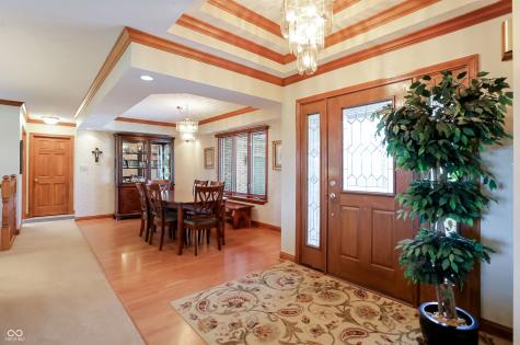 5571 N Red Oak Drive Greenfield IN 46140