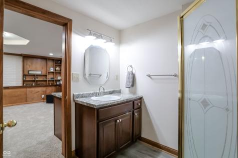 5571 N Red Oak Drive Greenfield IN 46140