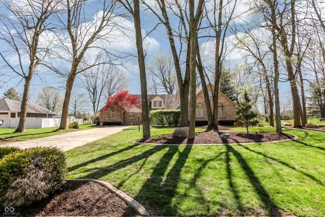 5571 N Red Oak Drive Greenfield IN 46140