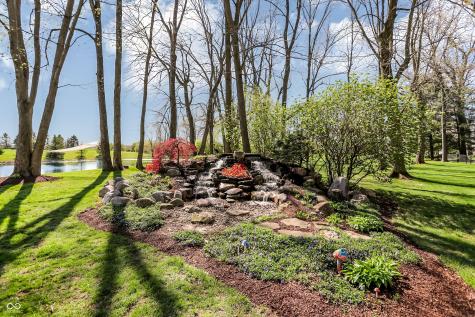 5571 N Red Oak Drive Greenfield IN 46140