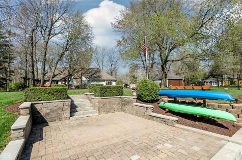 5571 N Red Oak Drive Greenfield IN 46140