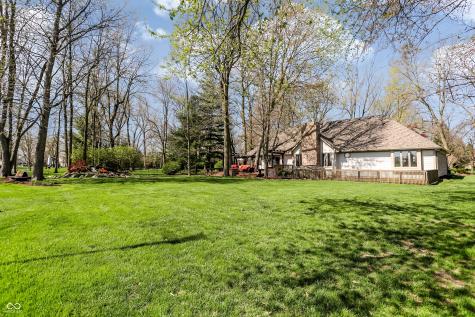 5571 N Red Oak Drive Greenfield IN 46140