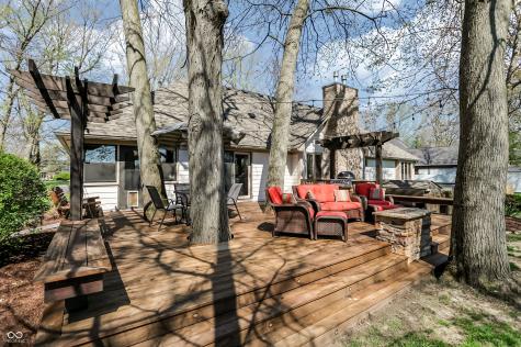 5571 N Red Oak Drive Greenfield IN 46140