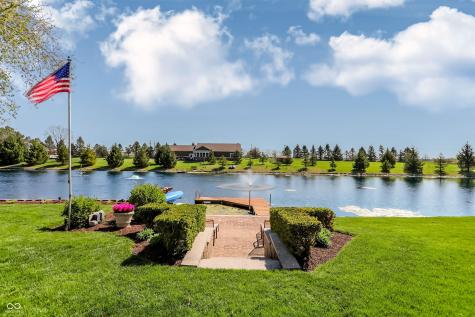 5571 N Red Oak Drive Greenfield IN 46140