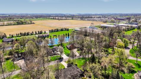 5571 N Red Oak Drive Greenfield IN 46140