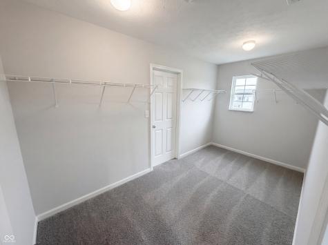 8095 Brookville Way Avon IN 46123