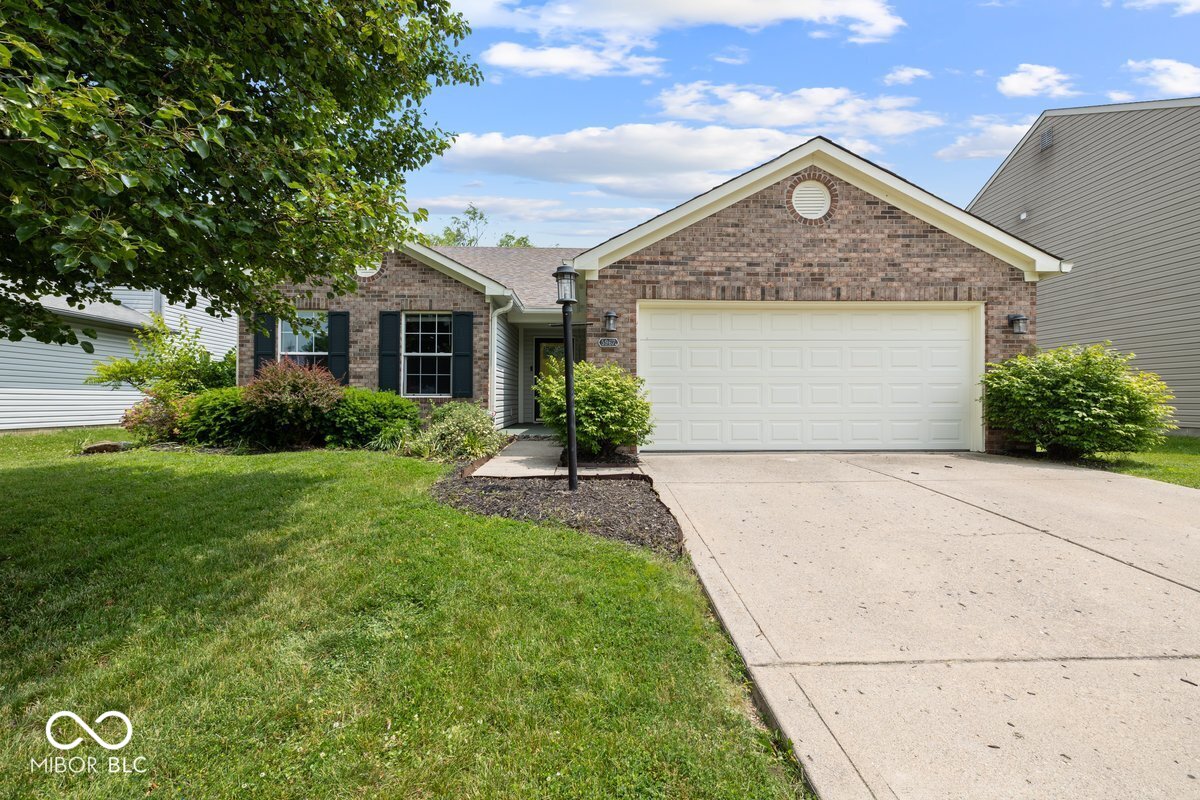 5967 Peregrine Boulevard Indianapolis IN 46228