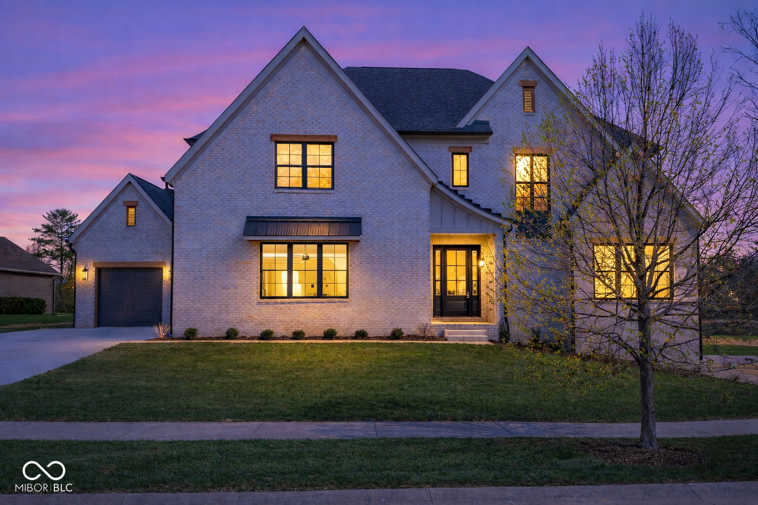 1713 Deer Creek Way Columbus IN 47201