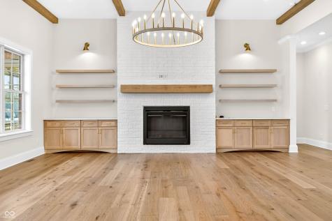 1713 Deer Creek Way Columbus IN 47201