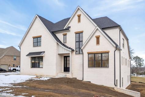 1713 Deer Creek Way Columbus IN 47201