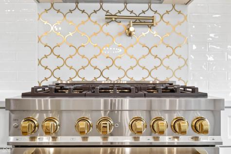 1713 Deer Creek Way Columbus IN 47201