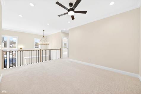 1713 Deer Creek Way Columbus IN 47201