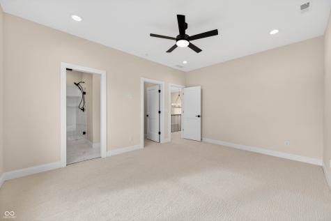 1713 Deer Creek Way Columbus IN 47201