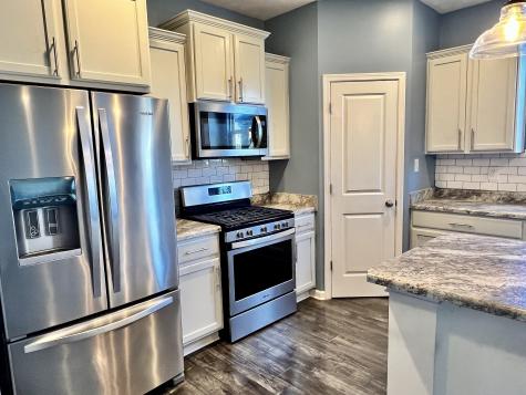 3102 Silvercliff Circle Indianapolis IN 46217