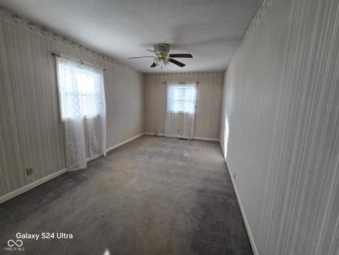 405 E Howard Avenue Arcadia IN 46030