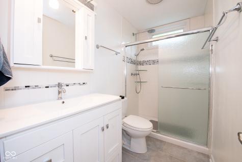 610 Danbury Drive Zionsville IN 46077