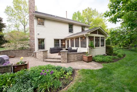 610 Danbury Drive Zionsville IN 46077