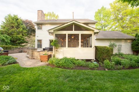 610 Danbury Drive Zionsville IN 46077