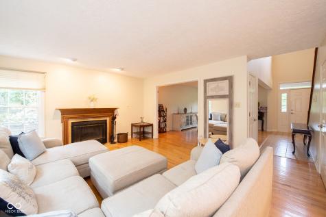 610 Danbury Drive Zionsville IN 46077