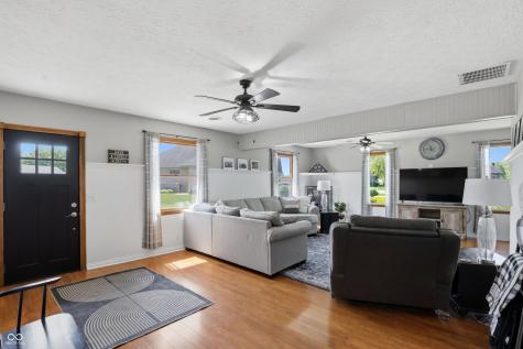 1692 E Casey Lane Greenfield IN 46140
