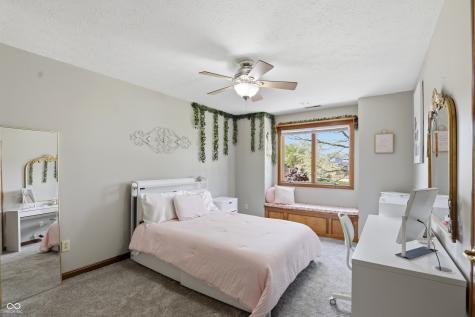 1692 E Casey Lane Greenfield IN 46140