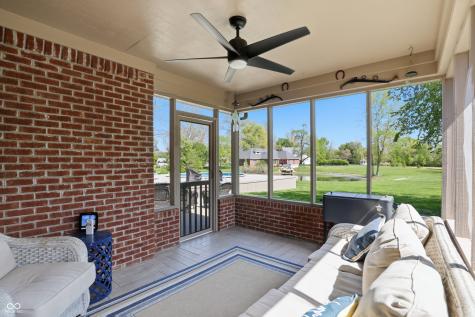 1692 E Casey Lane Greenfield IN 46140