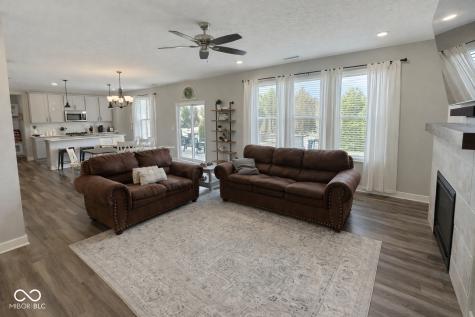 12132 Lantana Lane Fishers IN 46037
