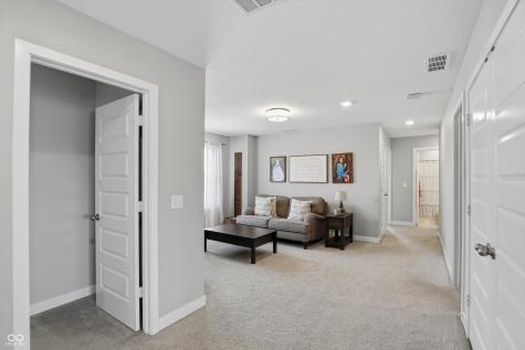12132 Lantana Lane Fishers IN 46037