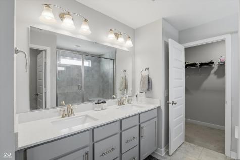 12132 Lantana Lane Fishers IN 46037