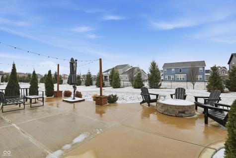 12132 Lantana Lane Fishers IN 46037