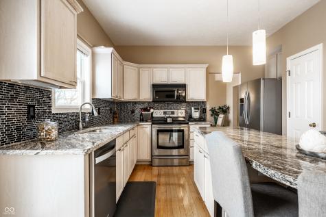11191 Timberview Drive Fishers IN 46037
