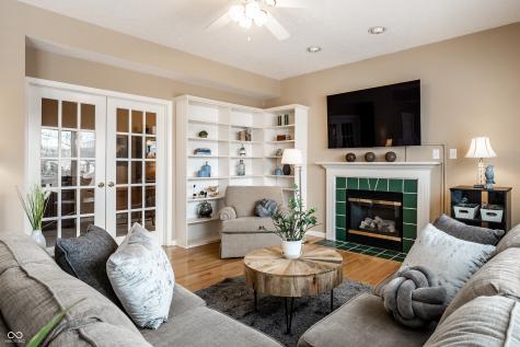 11191 Timberview Drive Fishers IN 46037