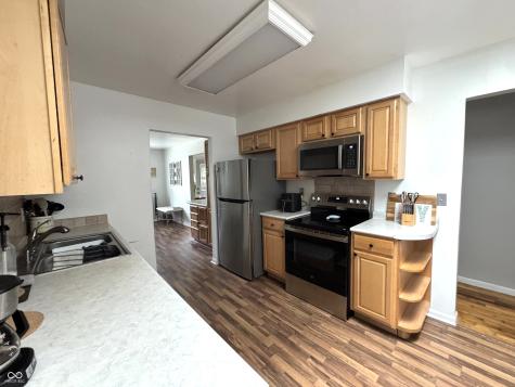1502 N Dukane Way Indianapolis IN 46214