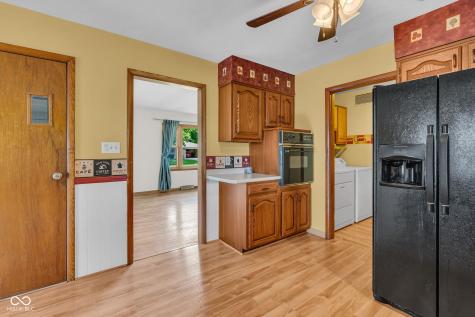 1027 E Logan Street Brownsburg IN 46112