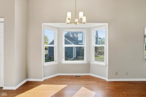 225 W Tansey Crossing Westfield IN 46074