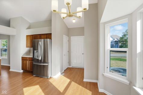 225 W Tansey Crossing Westfield IN 46074