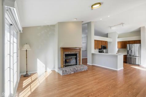 225 W Tansey Crossing Westfield IN 46074