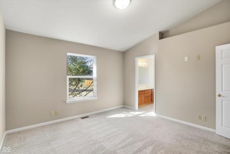 225 W Tansey Crossing Westfield IN 46074