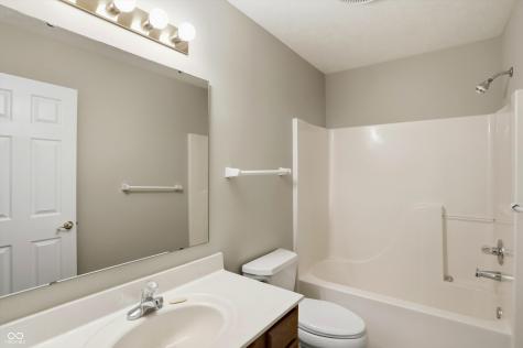 225 W Tansey Crossing Westfield IN 46074