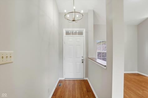 225 W Tansey Crossing Westfield IN 46074
