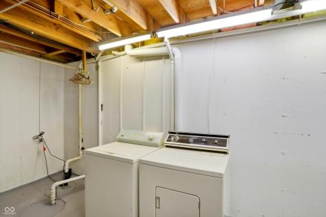 225 W Tansey Crossing Westfield IN 46074