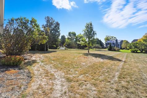 225 W Tansey Crossing Westfield IN 46074