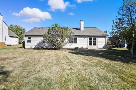 225 W Tansey Crossing Westfield IN 46074