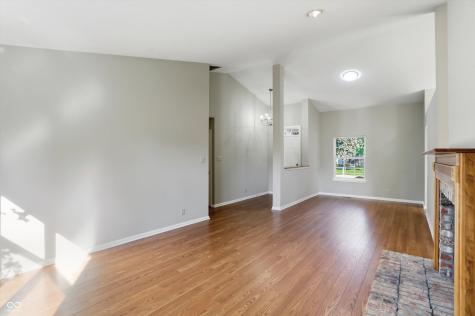 225 W Tansey Crossing Westfield IN 46074