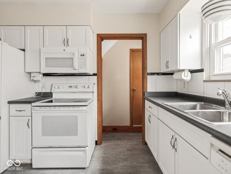1139 N Hawthorne Lane Indianapolis IN 46219