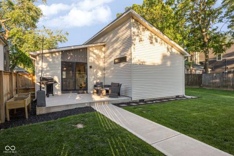 806 N Beville Avenue Indianapolis IN 46201